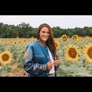 Meet your Posher, Makinley